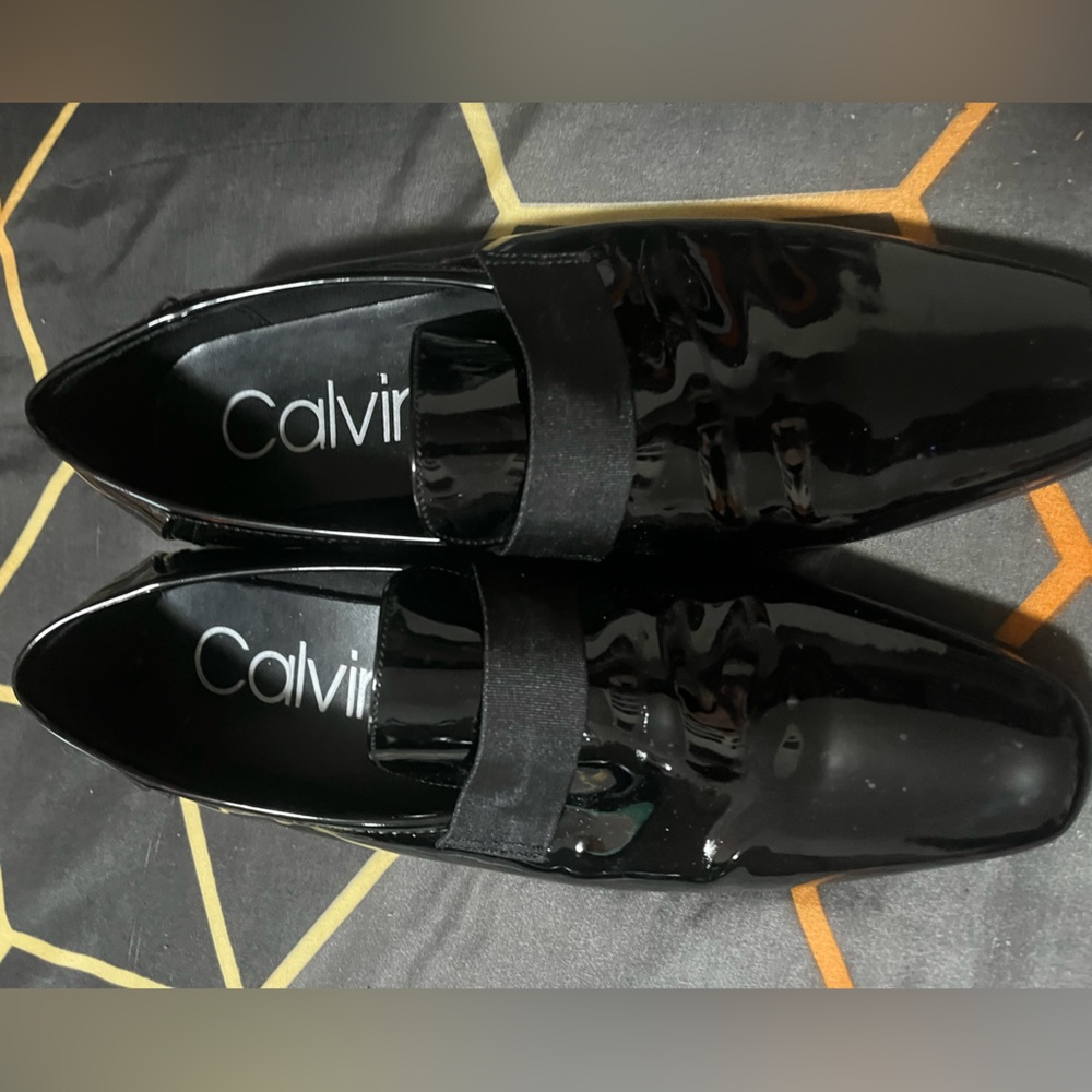 Shiny black Calvin Klein men’s dress shoes size 10 1/2